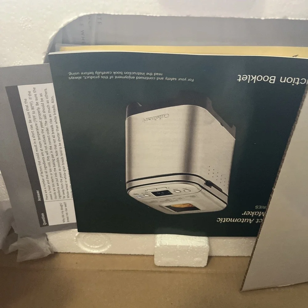 Cuisinart Compact Automatic Bread Maker New in Box/Unused CBK11091